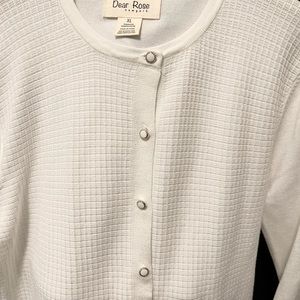 DEAR ROSE soft & tender white classic L sweater! Just elegant!